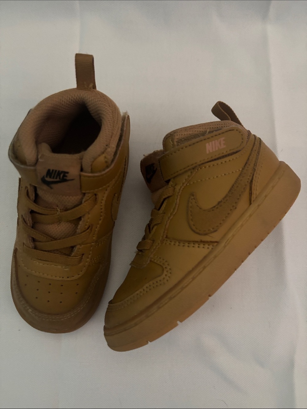 Nike Kids Brown High-Top Hook-and-Loop Sneakers